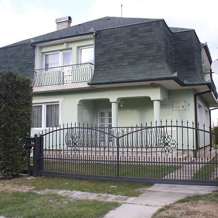 Orwa Apartmanok - Cedrus Koez Zalakaros Exterior photo